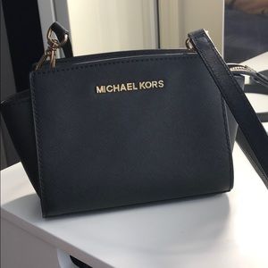 Michael Kors mini saffiano Leather Crossbody